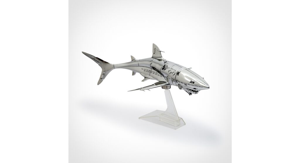 HAJIME SORAYAMA- SHARK 1/10 SCALE VINYL (SILVER)